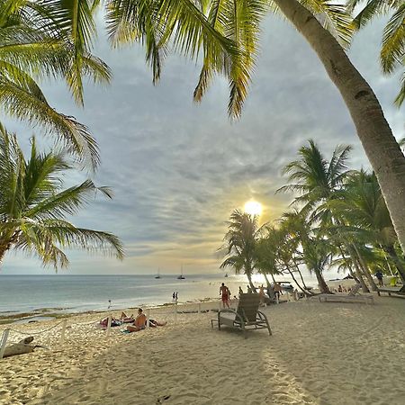 Coco Grove Beach Resort, Siquijor Island Exterior photo