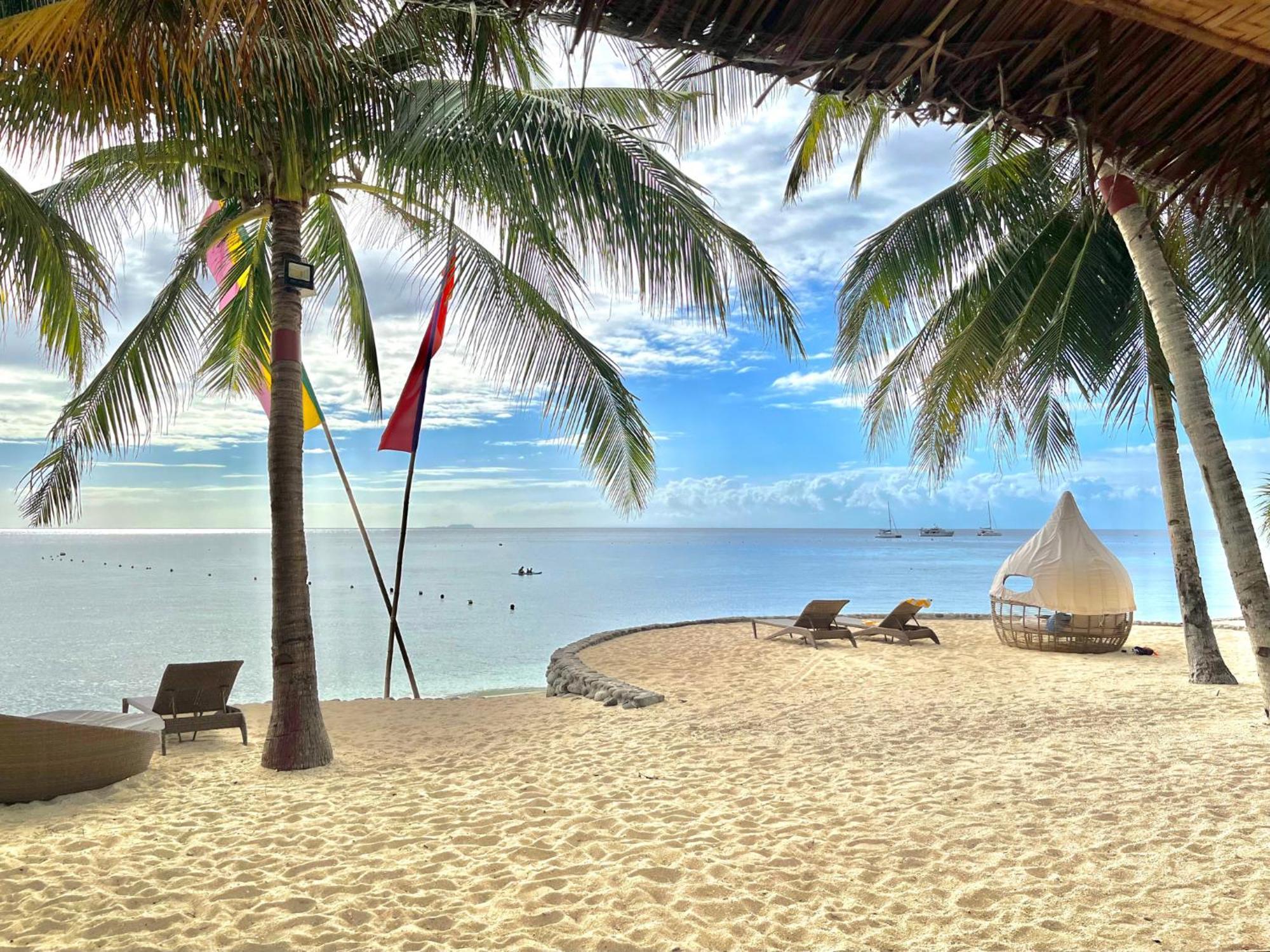 Coco Grove Beach Resort, Siquijor Island Exterior photo