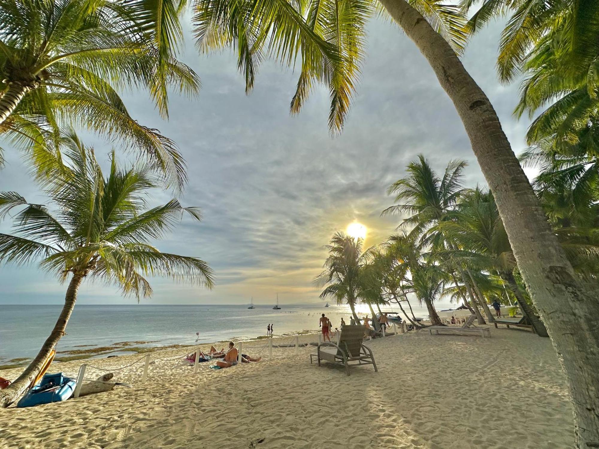 Coco Grove Beach Resort, Siquijor Island Exterior photo